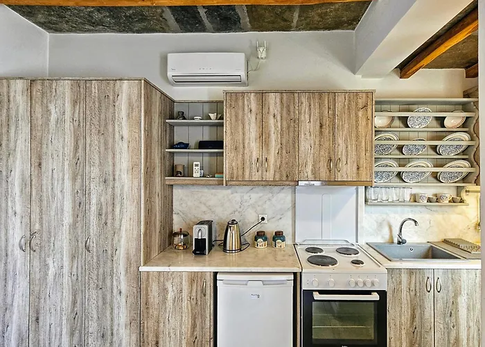 Sea-view Rooftop Terrace *